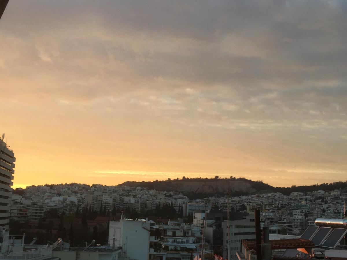 Cozy Apartment Near Metro-Athens View エクステリア 写真